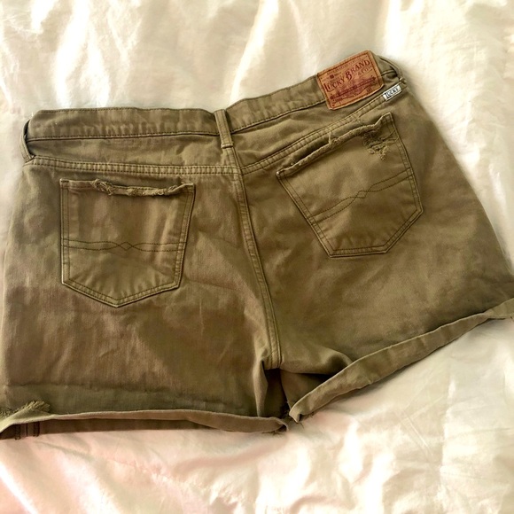 COPY - Lucky Brand Mid-Rise Shorts - Picture 4 of 11